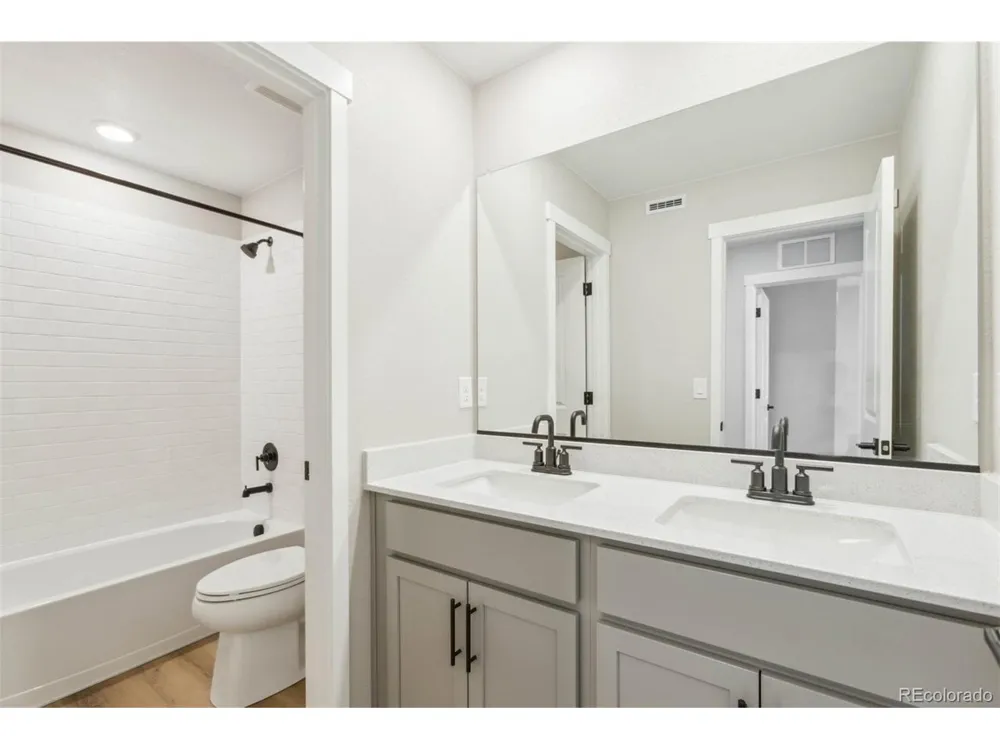 17893 E 94th Place Commerce City, CO 80022