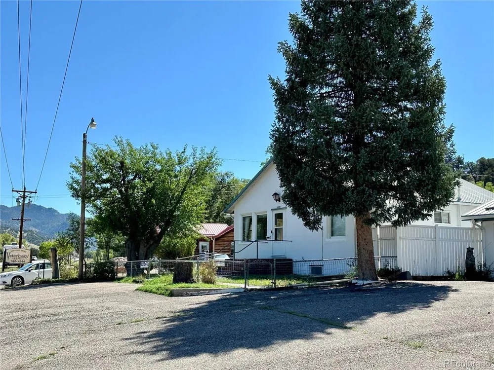 10240 US Highway 50 Howard, CO 81233