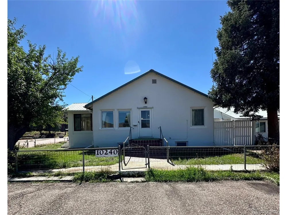 10240 US Highway 50 Howard, CO 81233