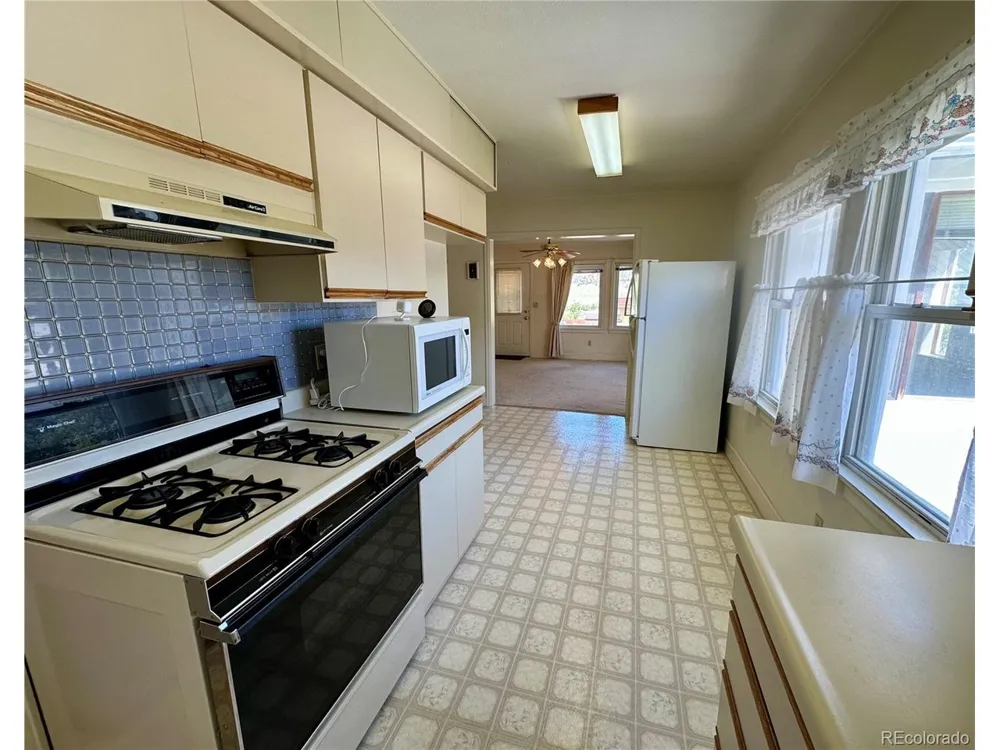 10240 US Highway 50 Howard, CO 81233