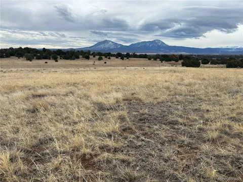 78 Navajo Ranch Resorts