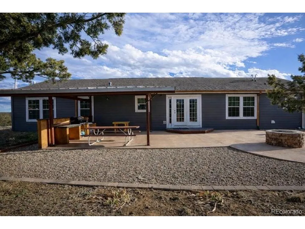 261 Orlandos Way Walsenburg, CO 81089