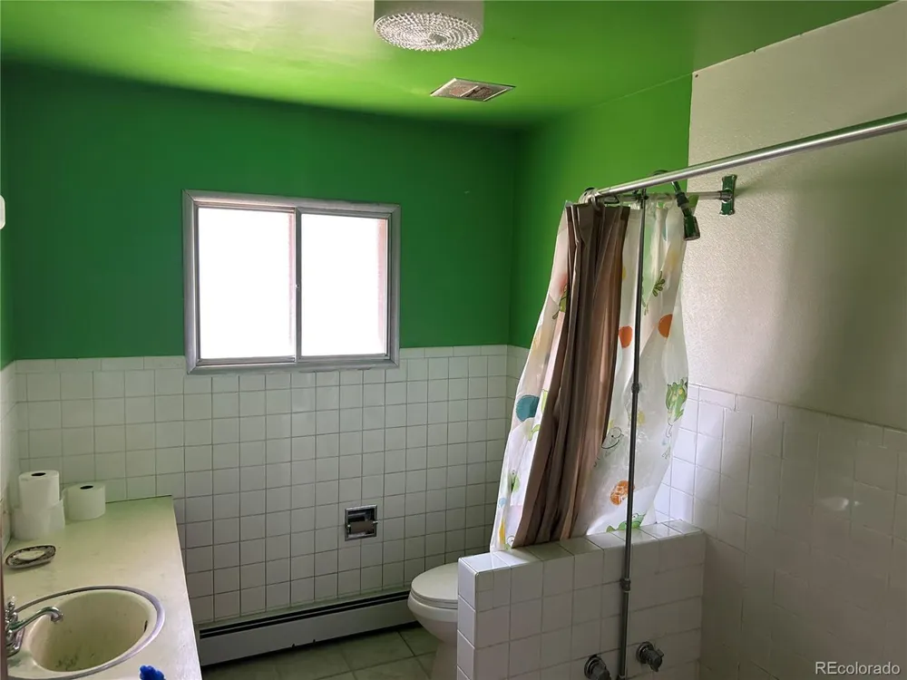 226 E 7th Street Walsenburg, CO 81089