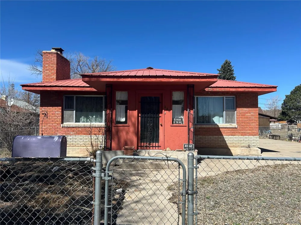 226 E 7th Street Walsenburg, CO 81089