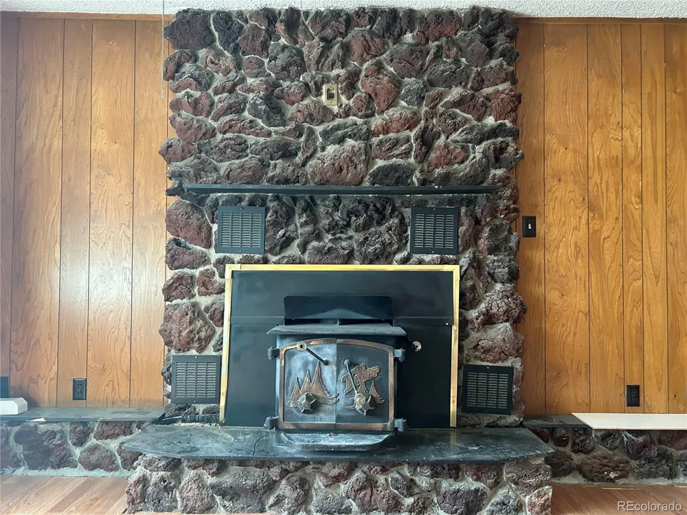226 E 7th Street Walsenburg, CO 81089