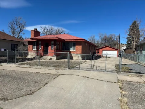 226 E 7th Street