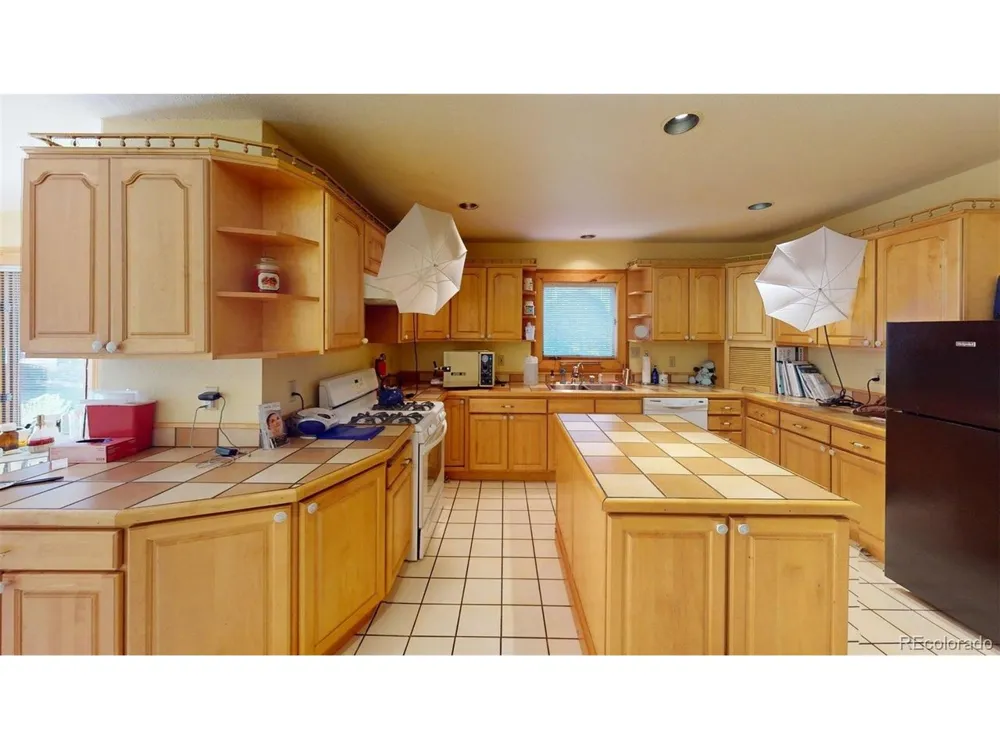 46 Camino Baca Grande Crestone, CO 81131
