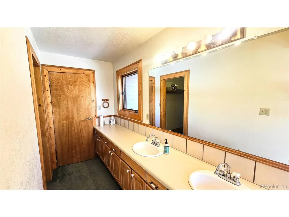 46 Camino Baca Grande Crestone, CO 81131