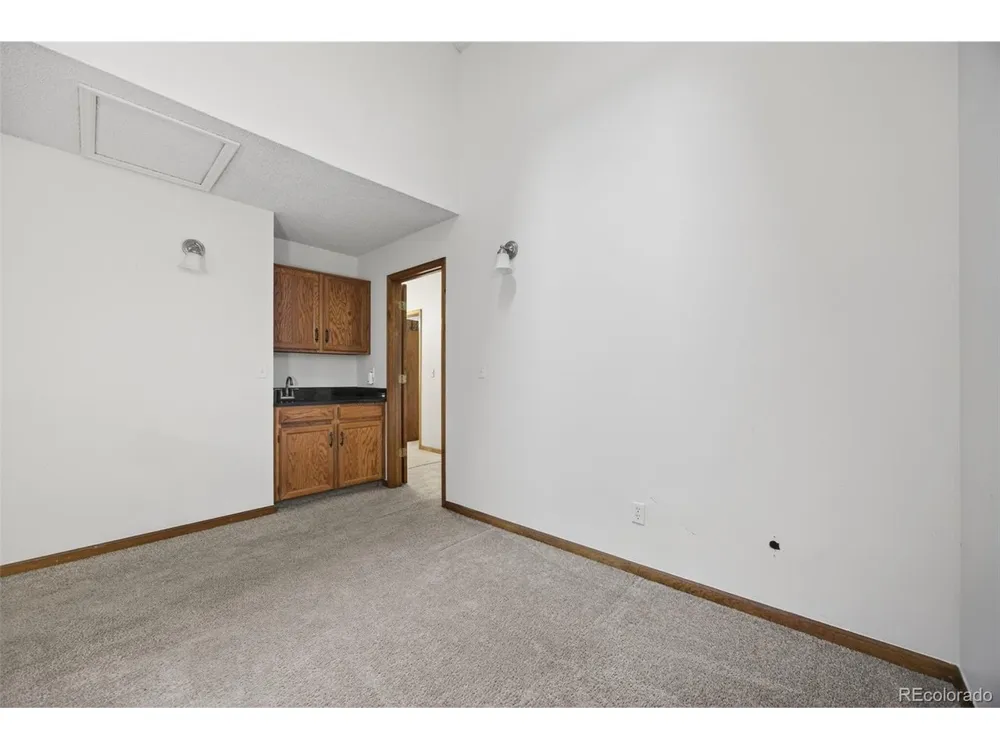 4110 S Evanston Circle #B Aurora, CO 80014