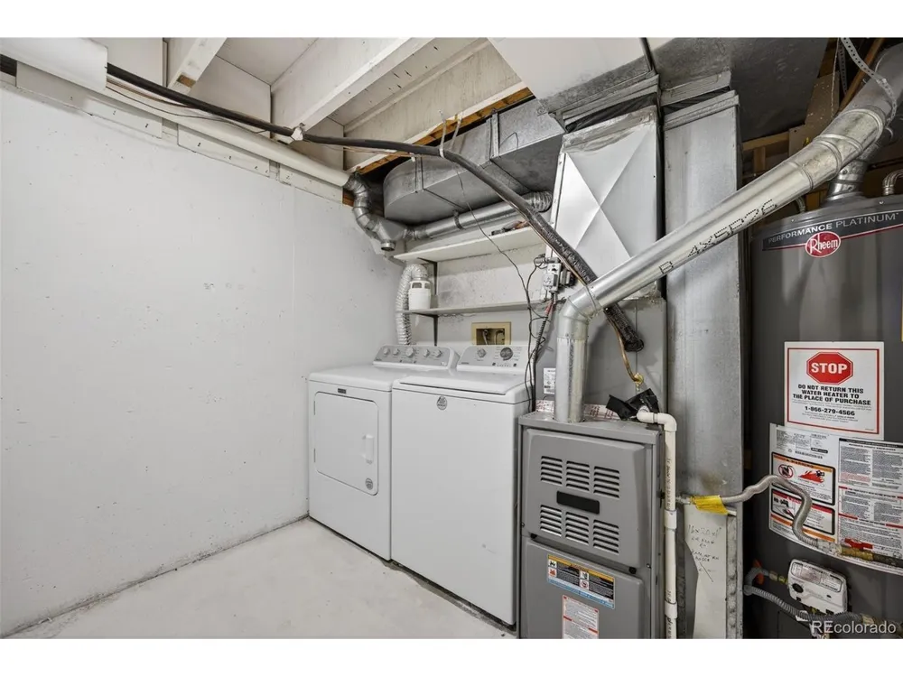 4110 S Evanston Circle #B Aurora, CO 80014