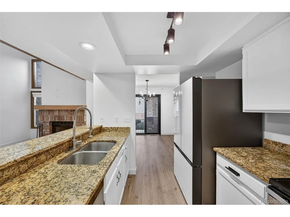 4110 S Evanston Circle #B Aurora, CO 80014