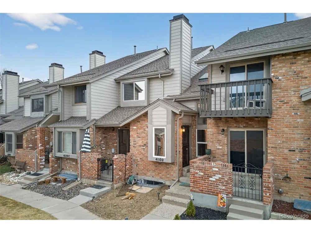 4110 S Evanston Circle #B Aurora, CO 80014