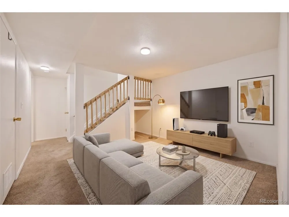 4110 S Evanston Circle #B Aurora, CO 80014