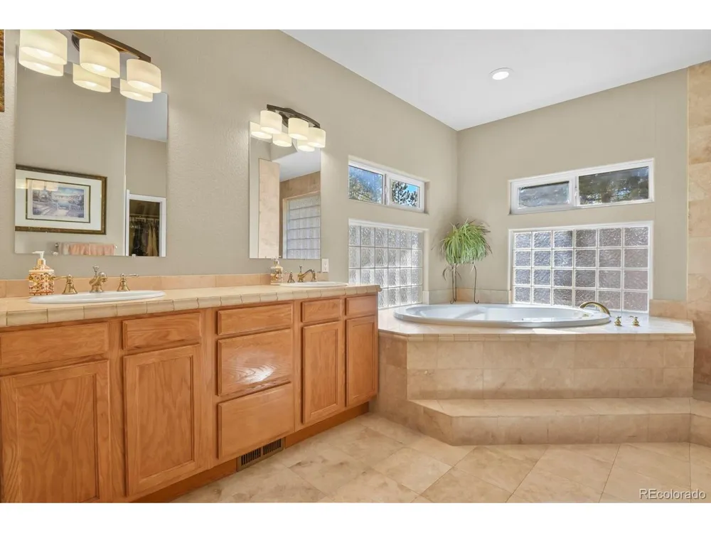 730 Tenderfoot Drive Larkspur, CO 80118
