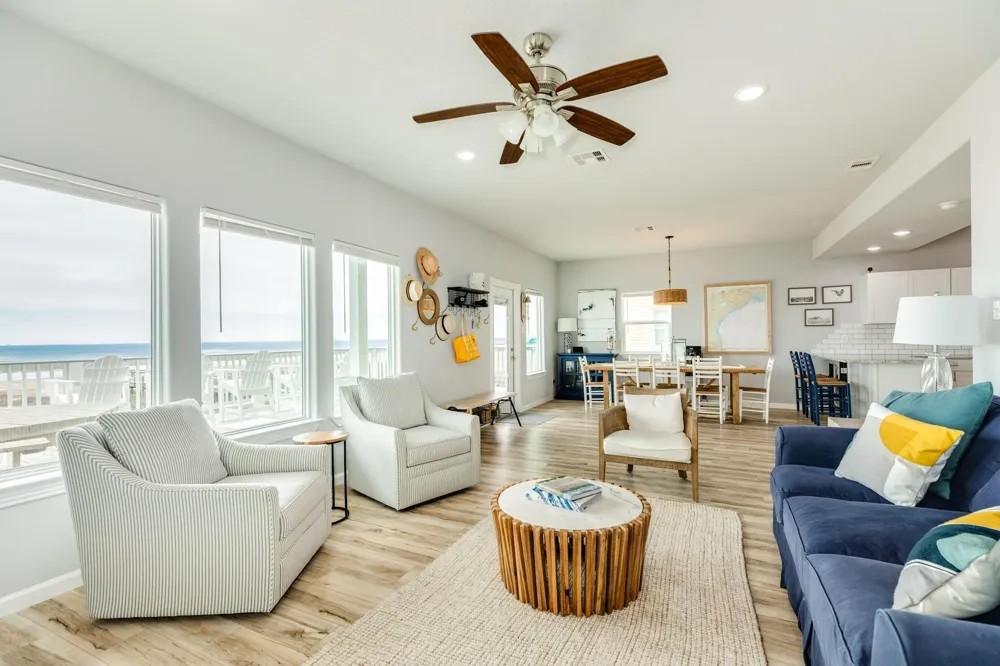 2938 Bluewater Highway Surfside Beach, TX 77541