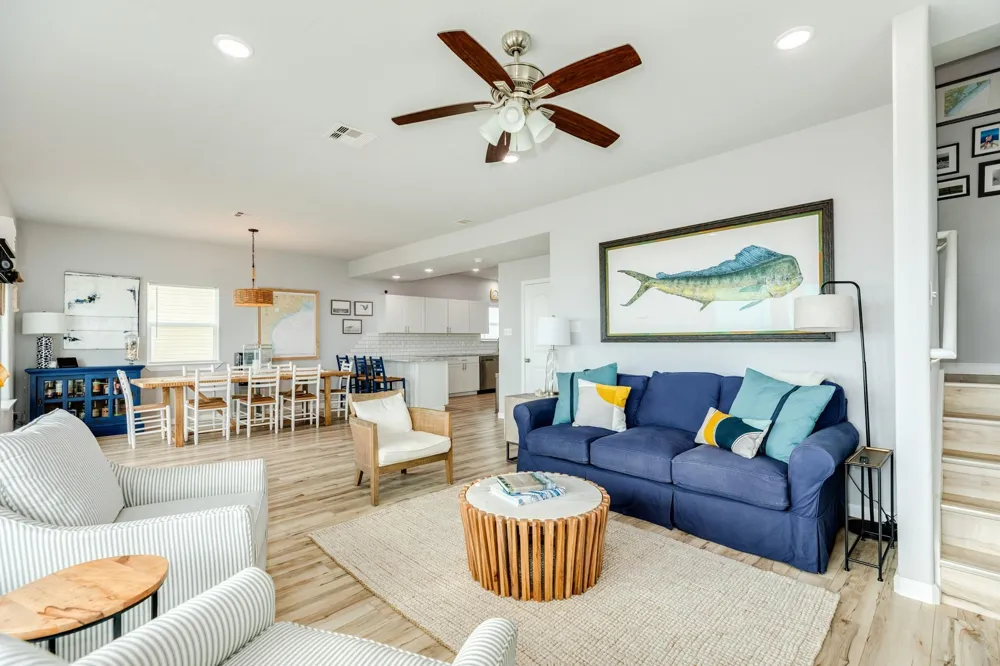 2938 Bluewater Highway Surfside Beach, TX 77541