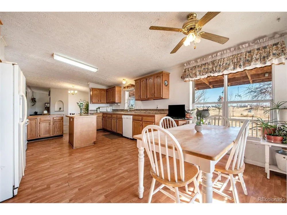 2832 County Road 20 Longmont, CO 80504