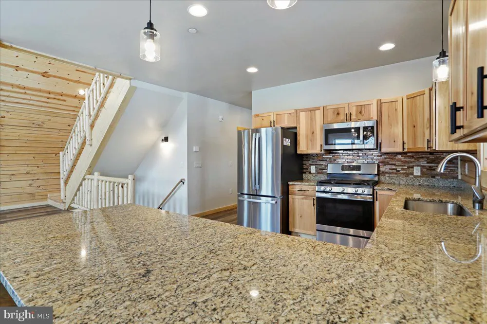 957 CAMP ROAD Mc Henry, MD 21541