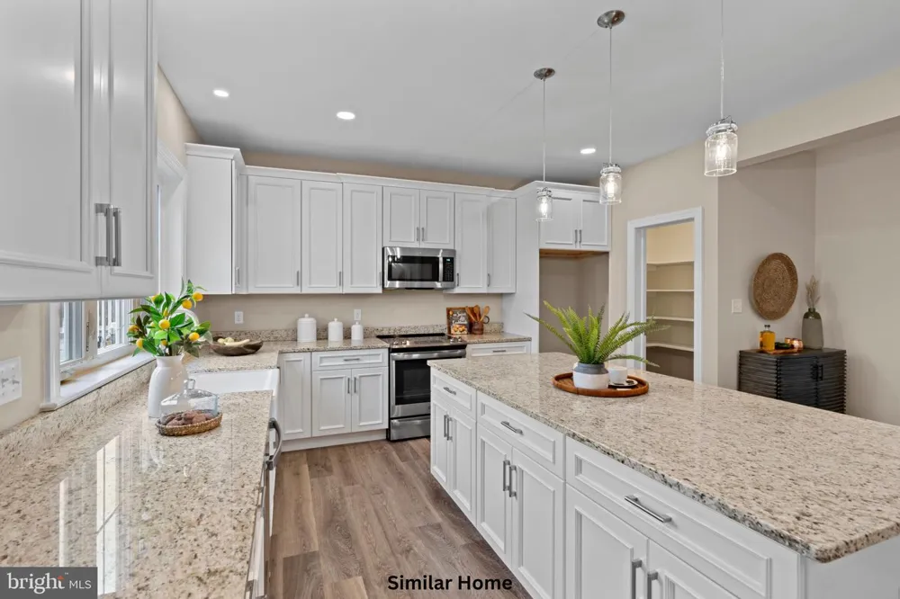 THE DECORAH - FARMBROOKE MEADOWS York, PA 17406