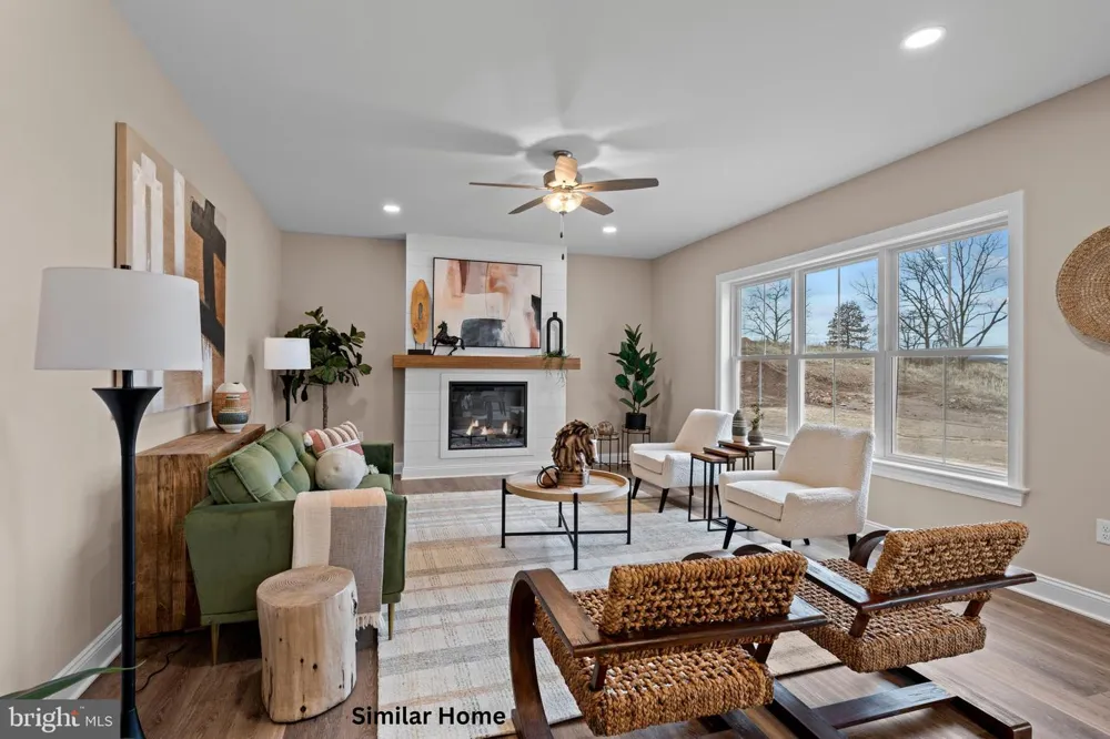 THE DECORAH - FARMBROOKE MEADOWS York, PA 17406