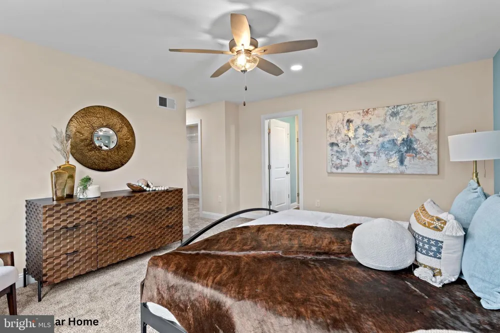 THE DECORAH - FARMBROOKE MEADOWS York, PA 17406