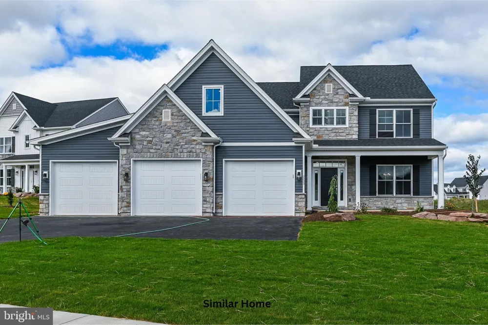 THE DECORAH - FARMBROOKE MEADOWS York, PA 17406