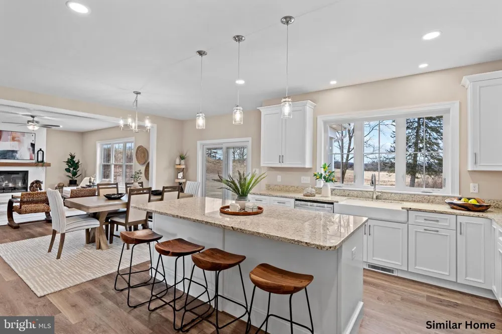 THE DECORAH - FARMBROOKE MEADOWS York, PA 17406