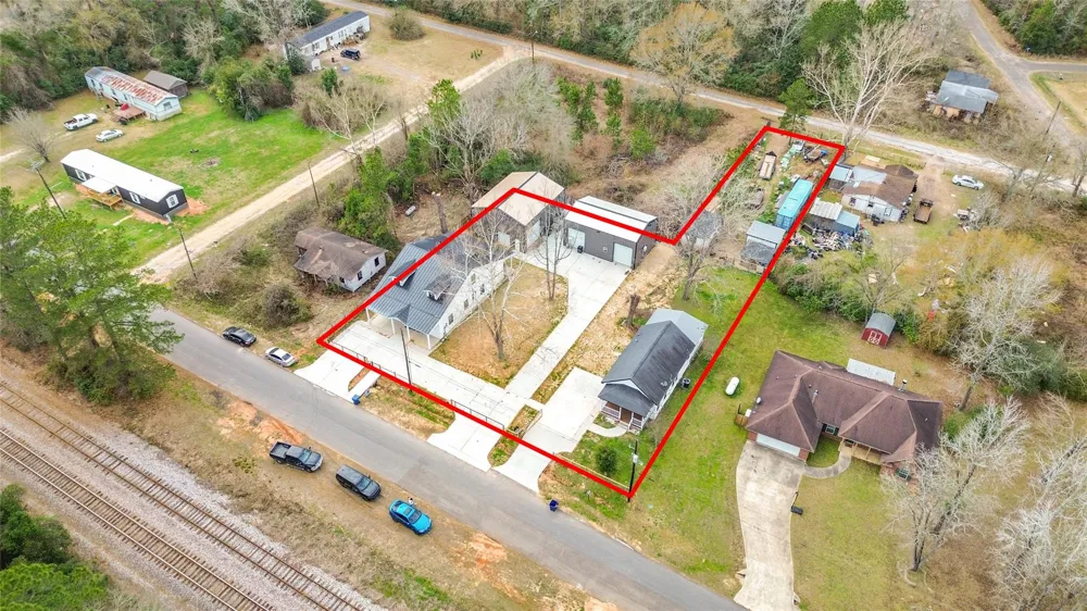630 S Railroad Avenue Shepherd, TX 77371