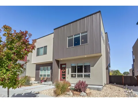 1120 Agate Lane