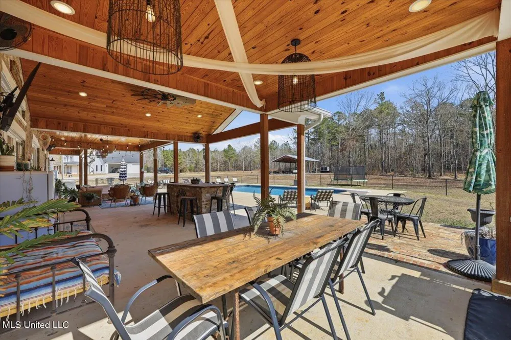 1503 Ainsworth Road Florence, MS 39073