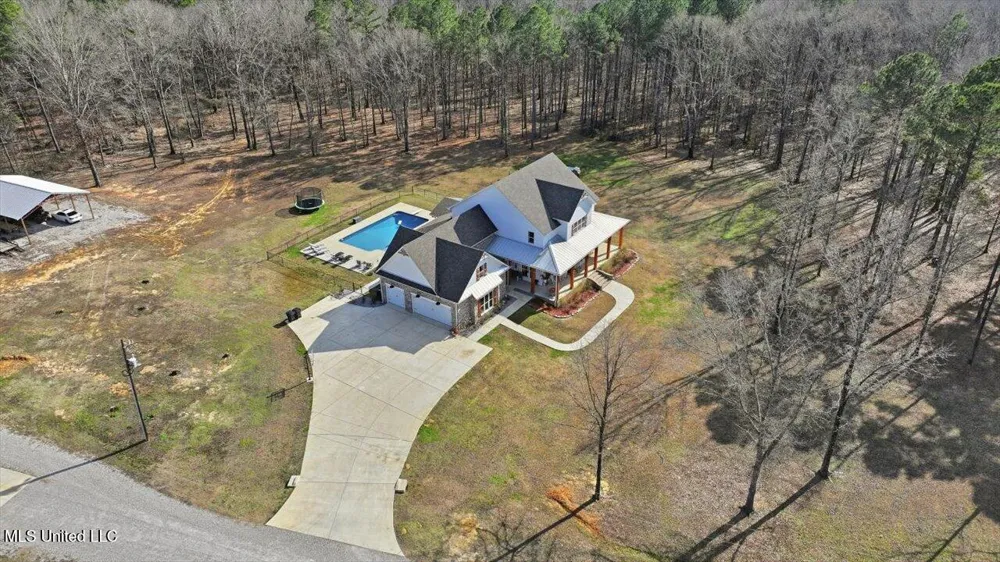1503 Ainsworth Road Florence, MS 39073
