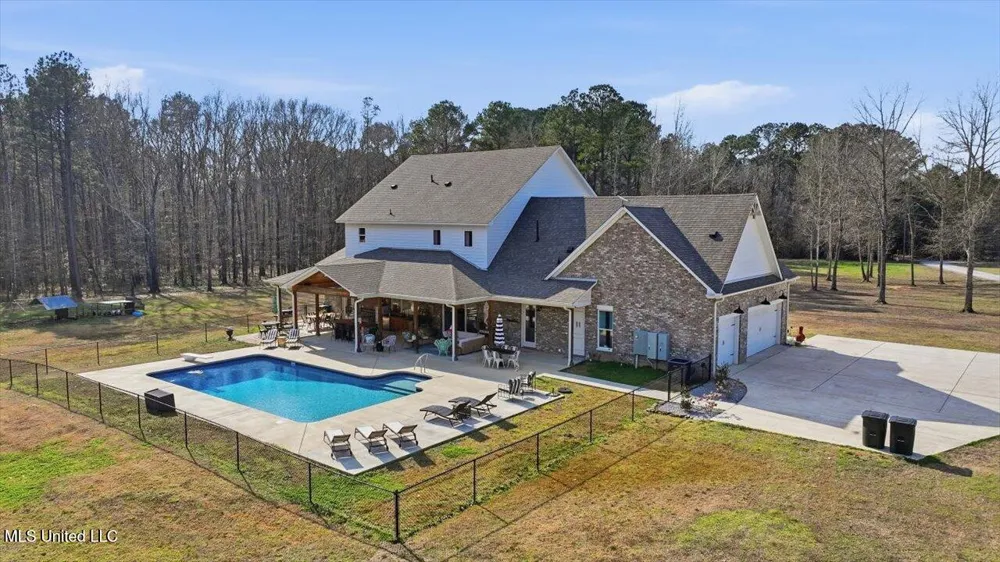 1503 Ainsworth Road Florence, MS 39073