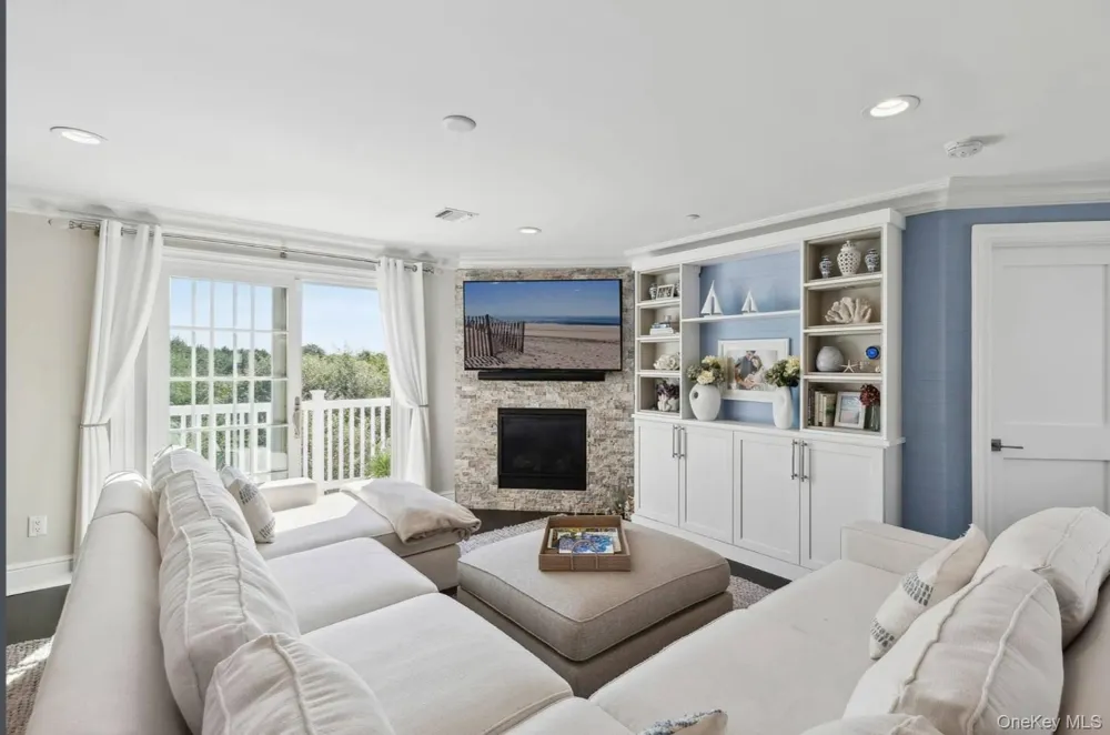 34 Village Green Drive #34 Southampton, NY 11968