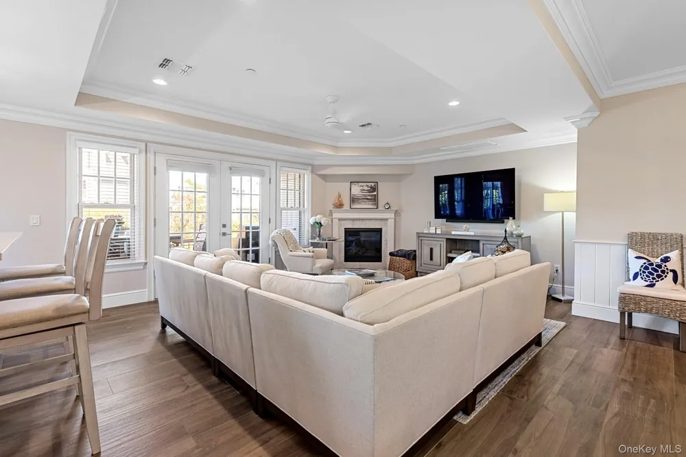 1 Village Green Drive #1 Southampton, NY 11968