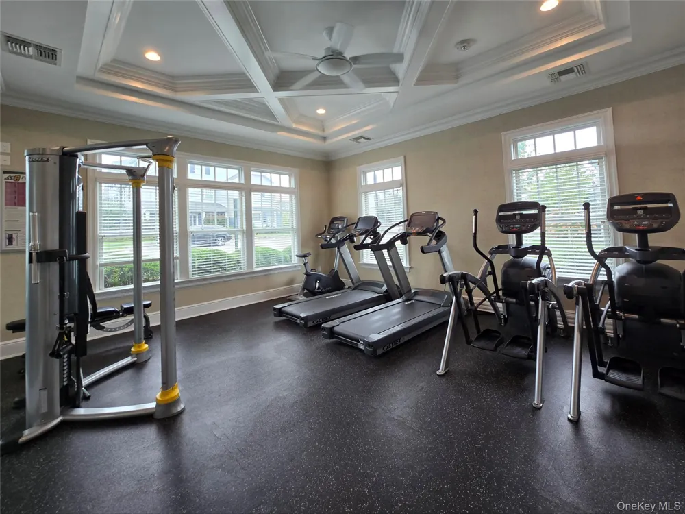 1 Village Green Drive #1 Southampton, NY 11968