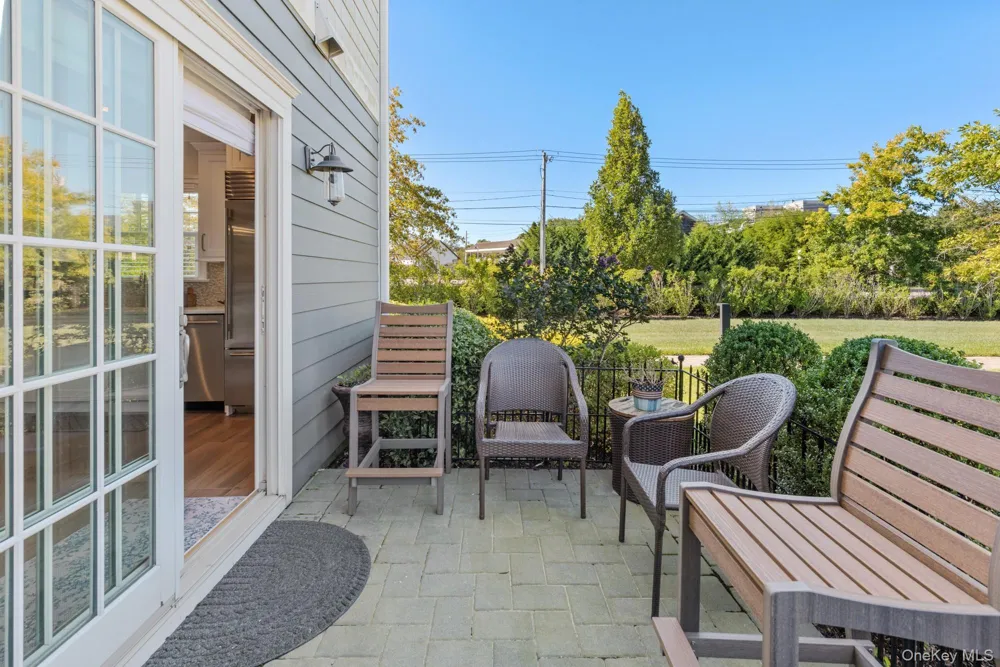 1 Village Green Drive #1 Southampton, NY 11968