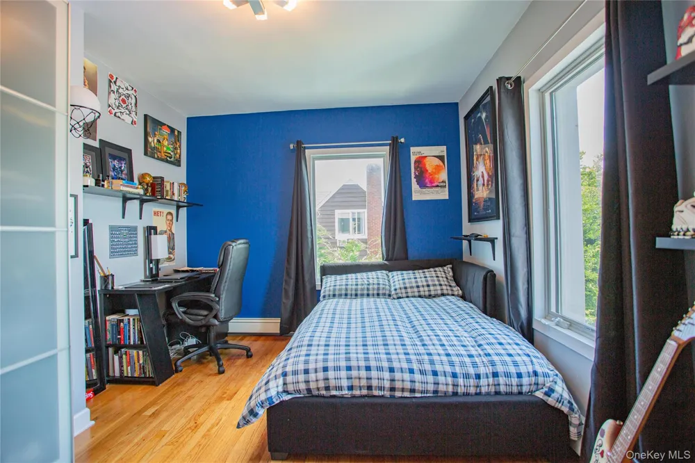 165 W Walnut Street Long Beach, NY 11561