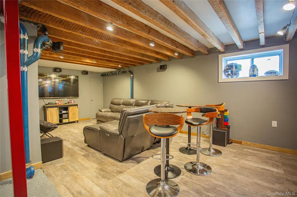 165 W Walnut Street Long Beach, NY 11561