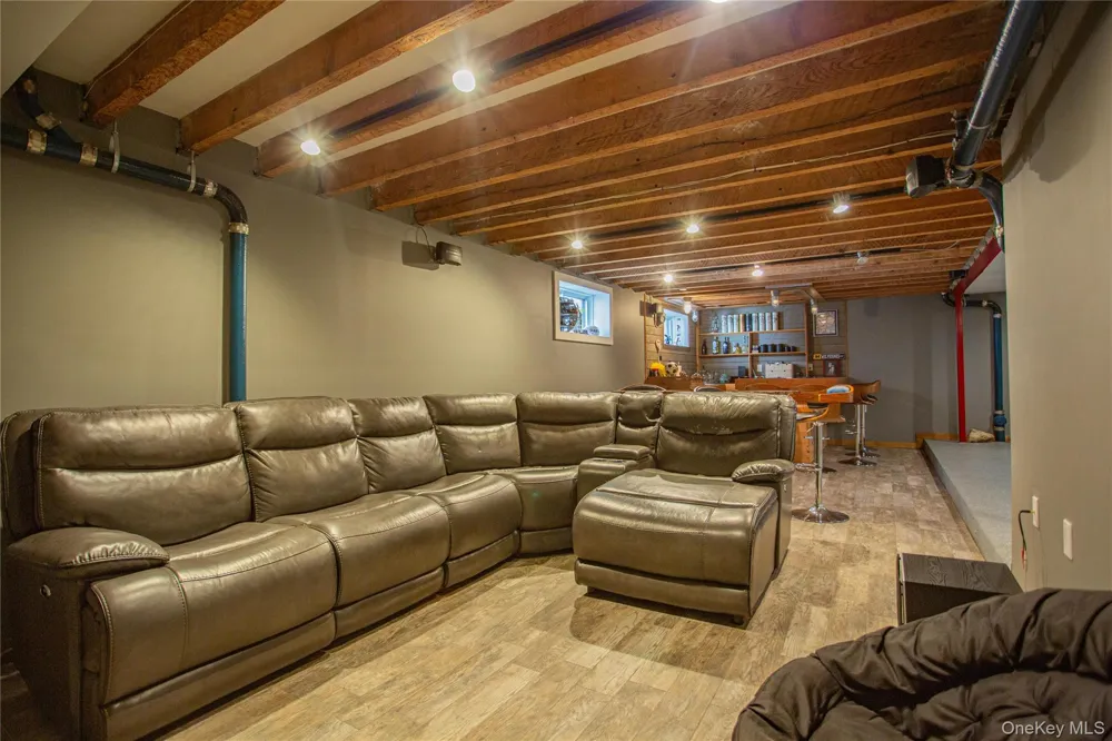 165 W Walnut Street Long Beach, NY 11561