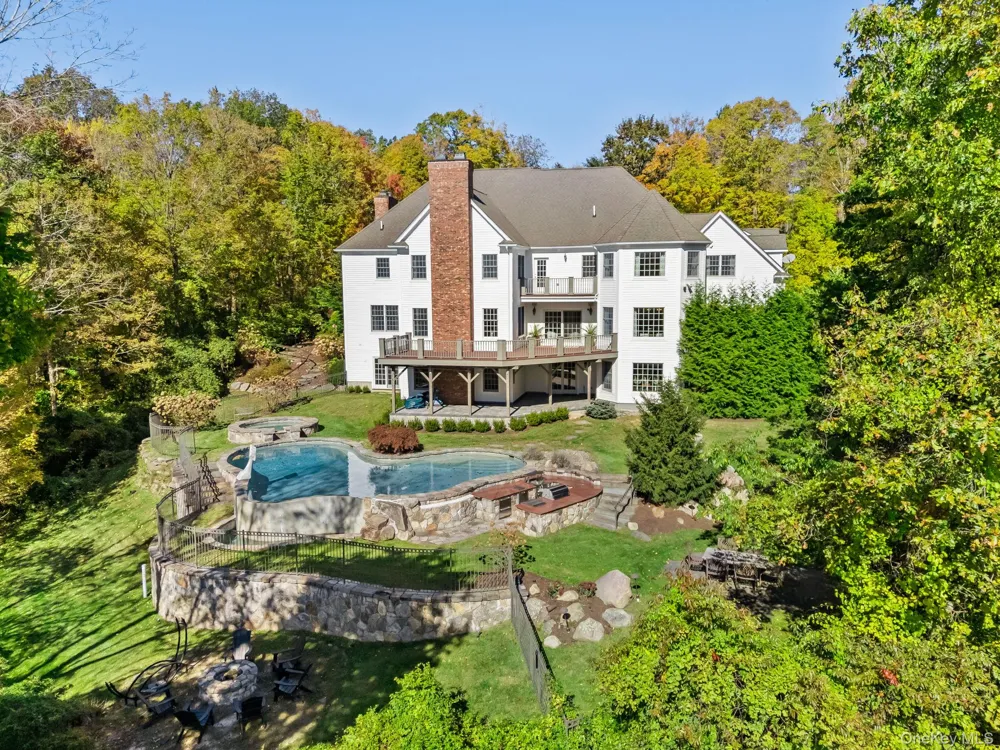 496 Long Ridge Road Bedford, NY 10506