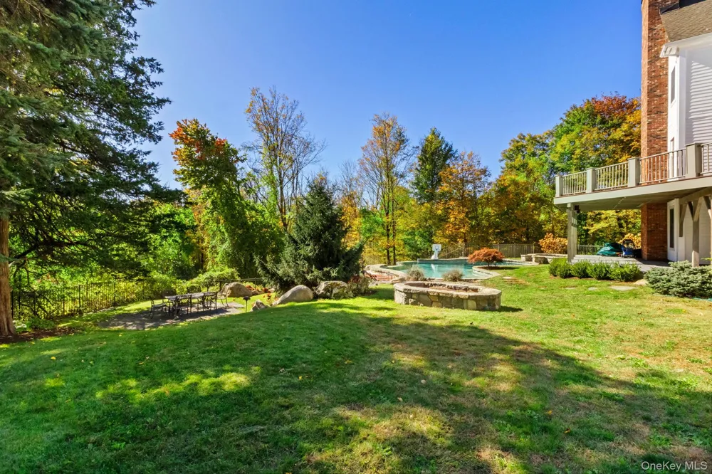 496 Long Ridge Road Bedford, NY 10506