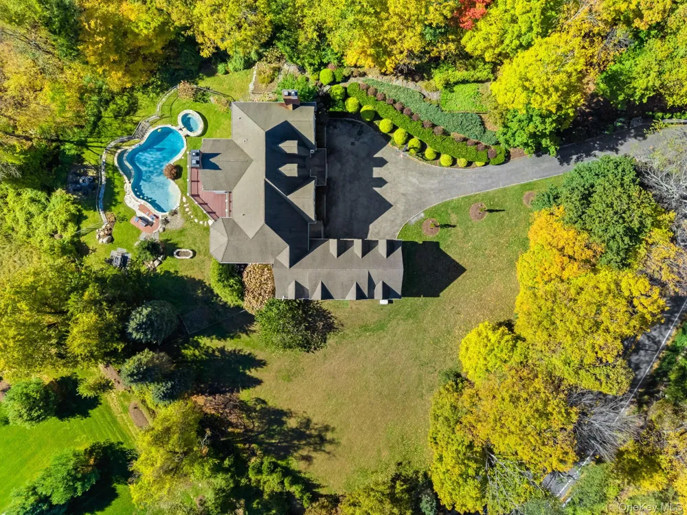 496 Long Ridge Road Bedford, NY 10506