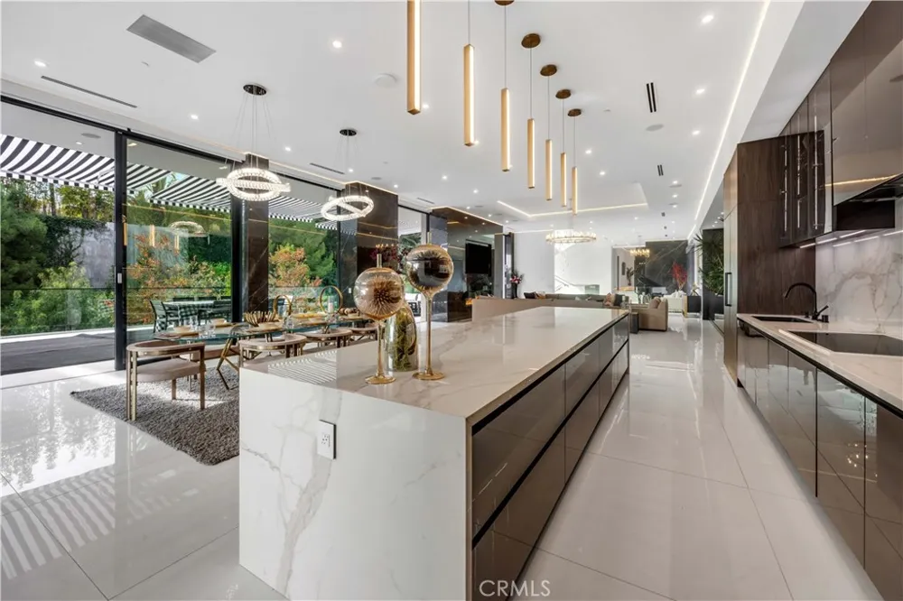 677 Nimes Road Bel Air, CA 90077