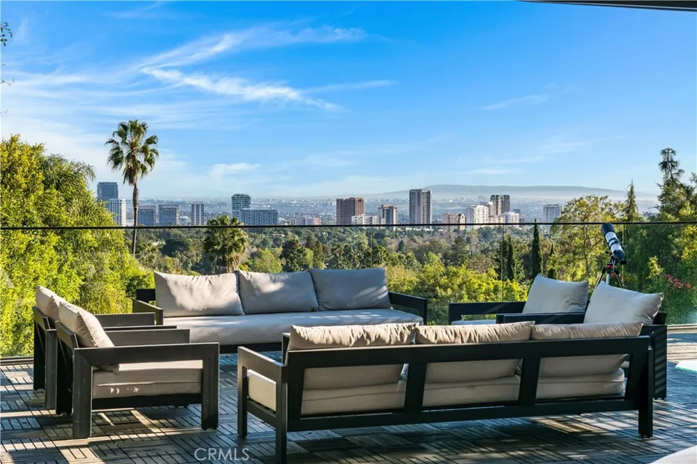 677 Nimes Road Bel Air, CA 90077
