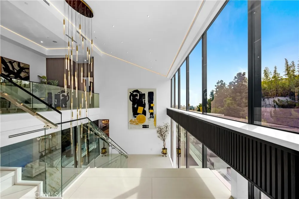 677 Nimes Road Bel Air, CA 90077