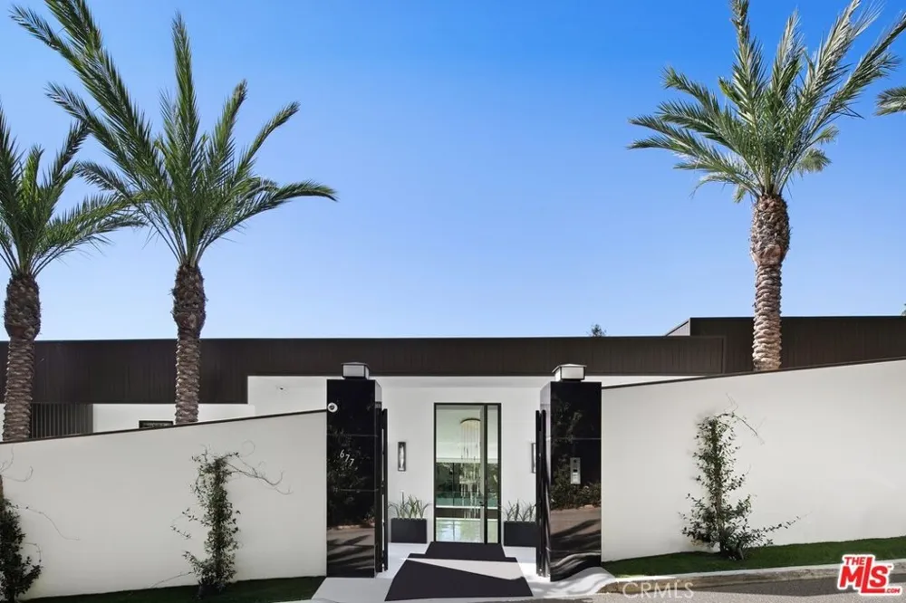677 Nimes Road Bel Air, CA 90077