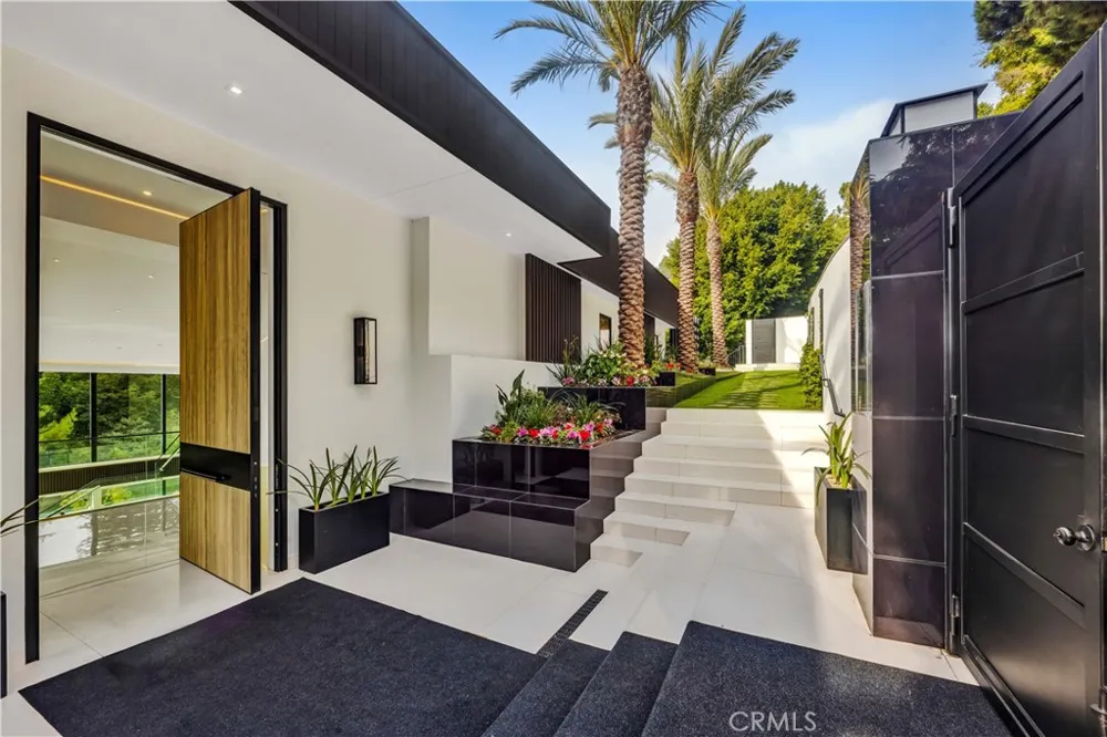 677 Nimes Road Bel Air, CA 90077