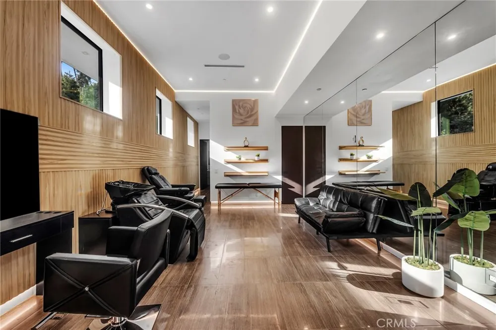 677 Nimes Road Bel Air, CA 90077