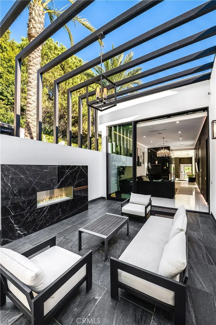 677 Nimes Road Bel Air, CA 90077