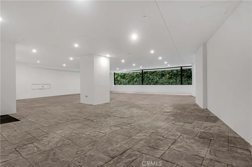 677 Nimes Road Bel Air, CA 90077